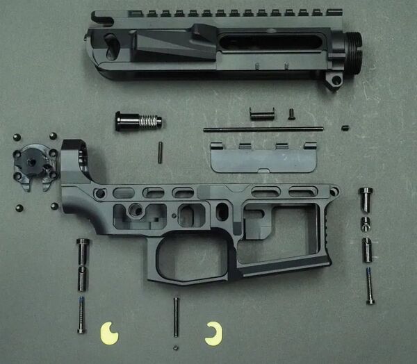 RETRO ARMS CNC receiver AR15 (Skeletonized) - C NEW GEN レトロアームズ