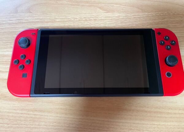 【中古品】【付属品完備】Nintendo Switch バッテリー強化版 HAC-001(-01)