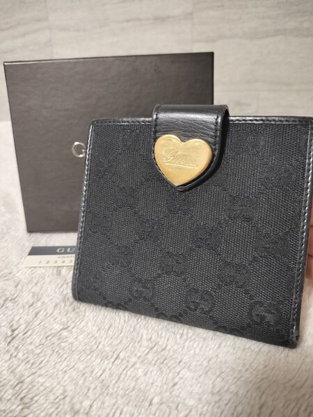 GUCCI グッチ ラブリーハート 財布 二つ折り財布 折財布 ミニ財布 スモールウォレット コインパース カードケース