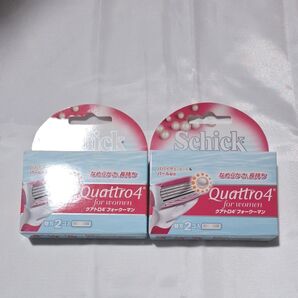 シック Schick クアトロ4フォーウーマン 替刃 2コ入×2 女性用 カミソリ パパイアエッセンス&パール配合
