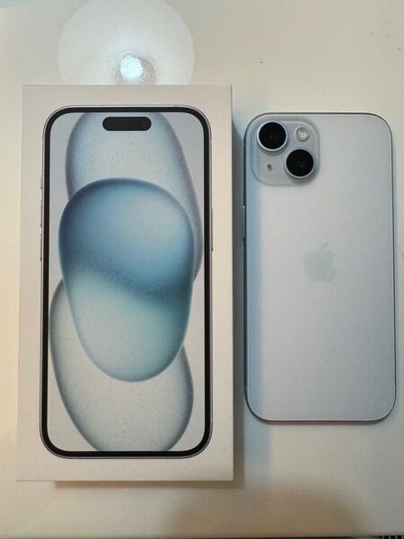 iPhone 15 128GB ホワイト バッテリー100% 美品 SIMフリー