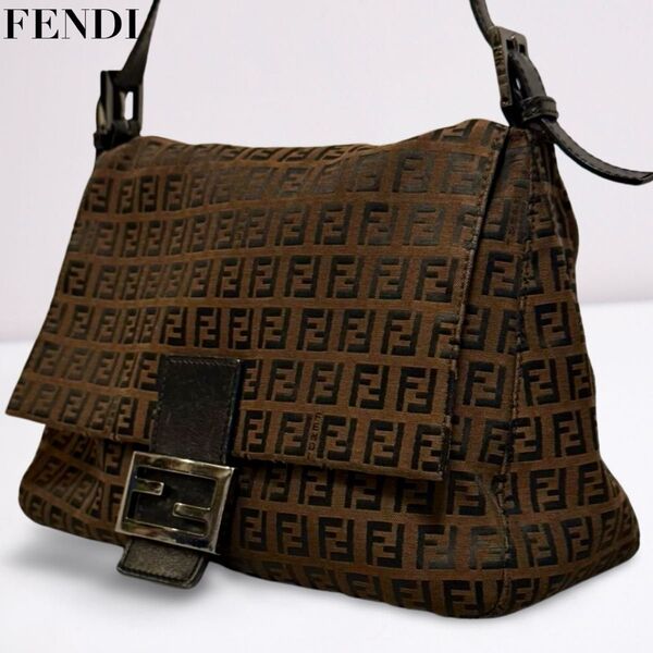 FENDI フェンディ マンマバケット ショルダーバッグ ワンショルダー Fロゴ ブラウン 茶系 ズッカ柄 レディース キャンバス