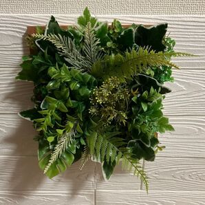 フェイクグリーン30cm×30cm 壁掛けインテリア ハンドメイド