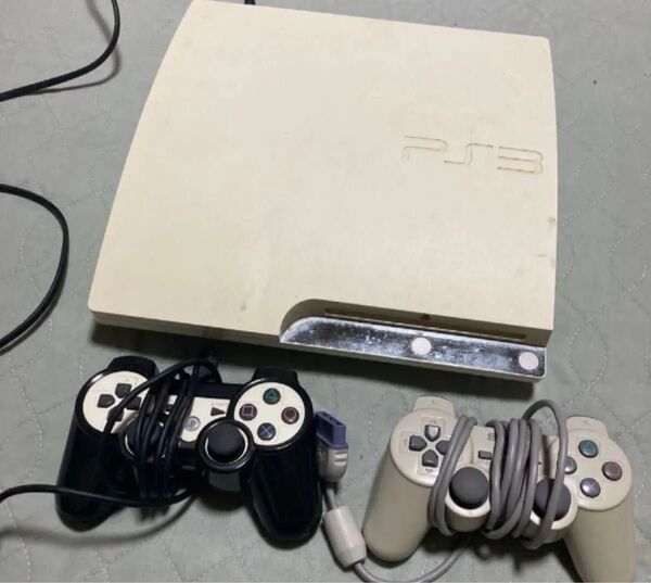 早い者勝ち!PS3本体 CECH−2500B ホワイト + コントローラー付き2個