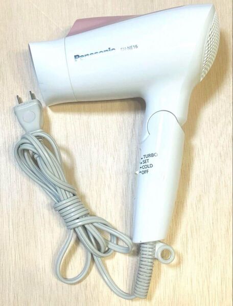 Panasonicイオニティ ヘアドライヤー1200W 2014年製