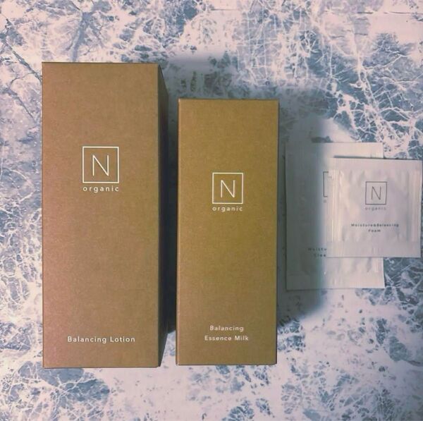 エヌオーガニック N organic Basicバランシング ローション&エッセンスミルク サンプル付き