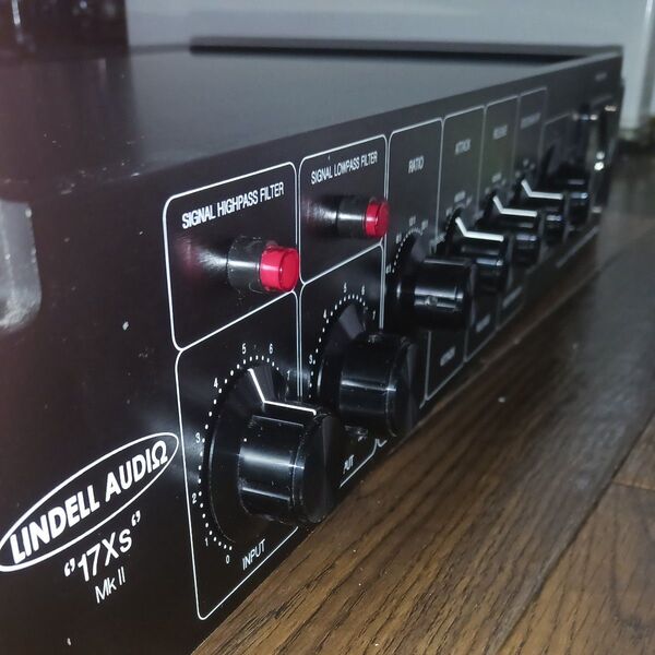 LINDELL AUDIO 17Xs mk2 FETコンプレッサー アウトボード 1176