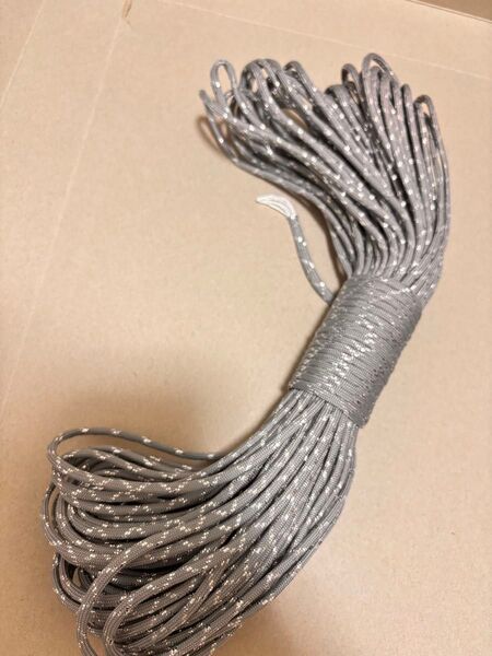 パラコード 4mm 7芯 シルバーキラキラ 30m