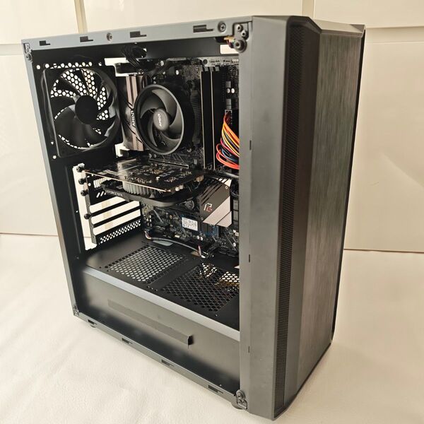 Ryzen AMD Ryzen 5 5600X 16GB Win11pro Wifi Bluetooth