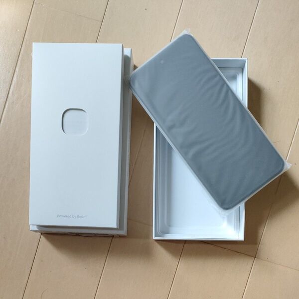 【新品未使用/SIMフリー】5G Xiaomi Redmi Note10 JE XIG02/クロームシルバー/判定○ uq品