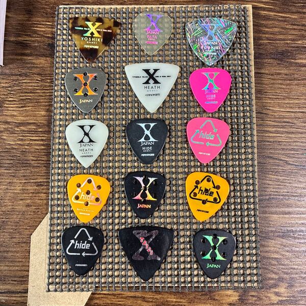 【新品&中古品】X JAPAN ピック15枚 YOSHIKI HIDE PATA TAIJI HEATH