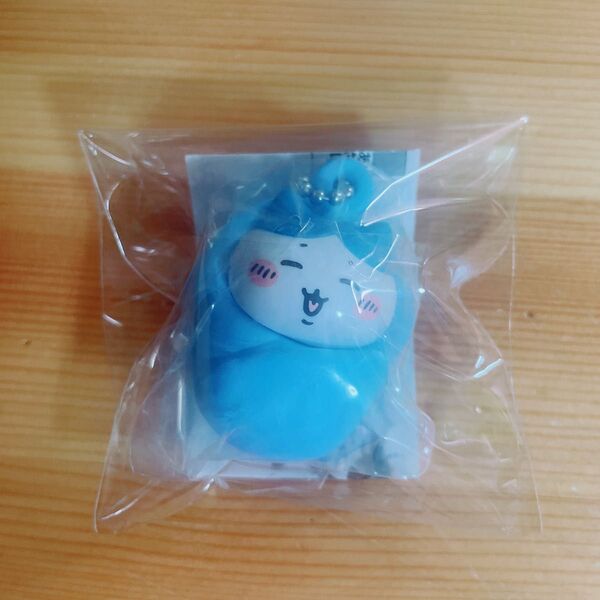 ちいかわ おくるみマスコットチャーム ハチワレ