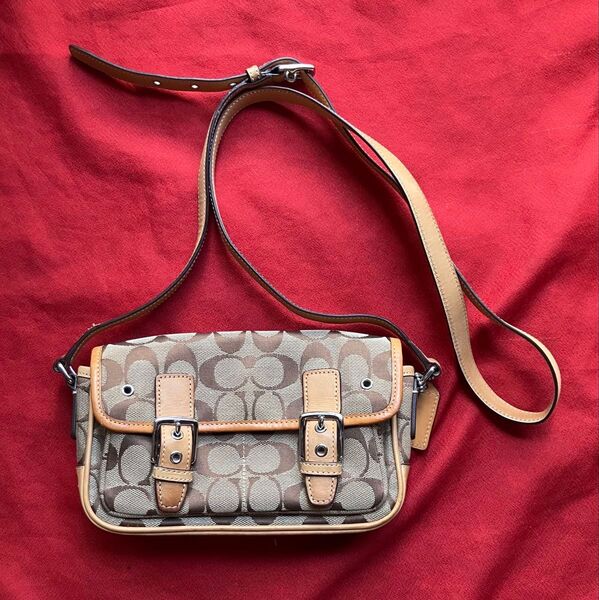 COACH ショルダーバッグ キャンバス シグネチャー ベージュ