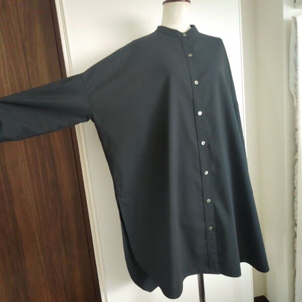 美品『mizuiro ind 』T/W スタンドカラー バンドカラー シャツチュニック チュニック ロング シャツ 定番 長袖