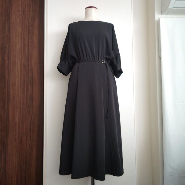 美品『OPAQUE.CLIP』ベルトマーク ギャザー フレアワンピース M 黒 オペークドットクリップ ドルマン フレア ゆったり