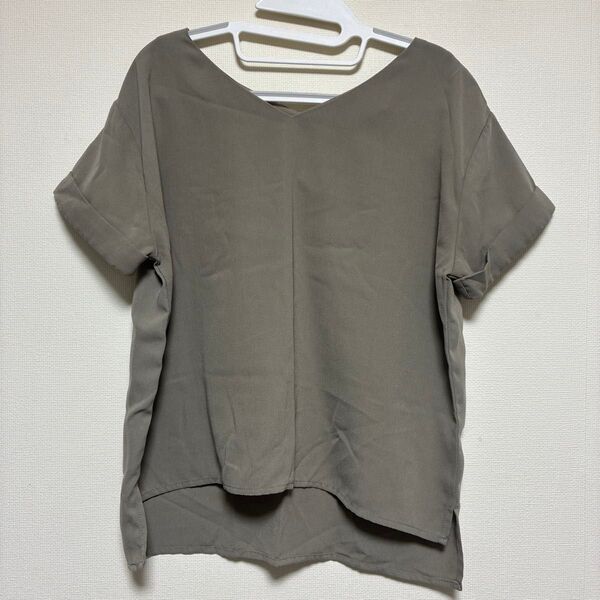 トップス Tシャツ 半袖カットソー カーキ イング