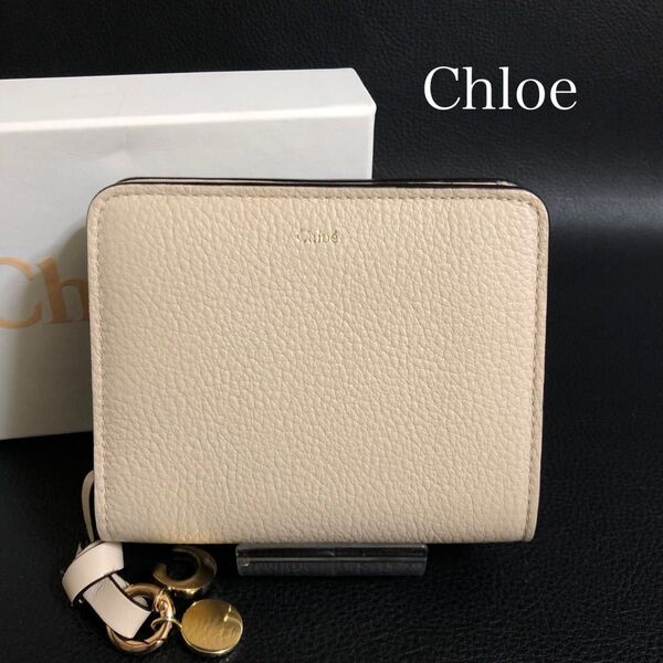 【極美品】【新型】Chloe クロエ アルファベット 二つ折り財布 ジップ