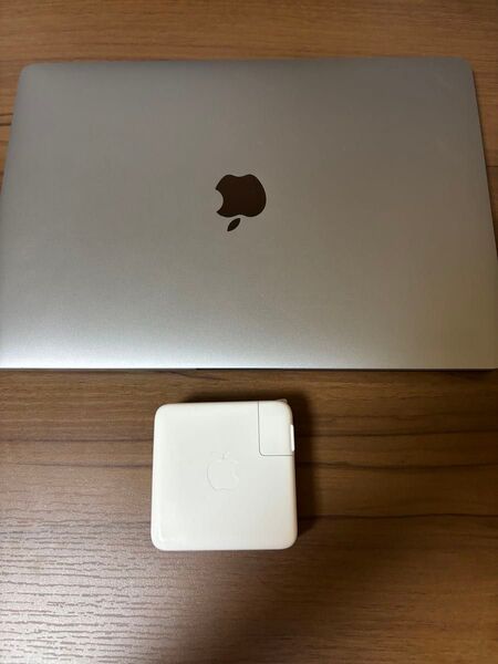 Macbook Pro M1 16GB 512GB スペースグレイ