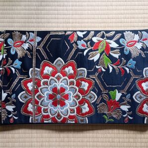 袋帯 正絹 黒帯 金糸 牡丹 刺繍 アンティーク 花紋