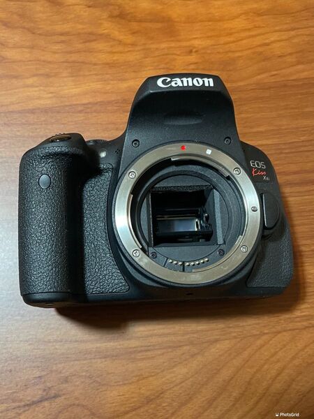 ジャンク品 Canon kiss x8i ボディ 本体 デジタル一眼レフカメラ ★送料込み