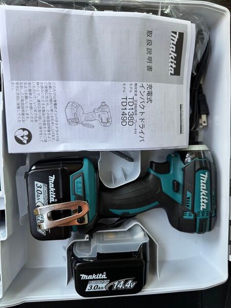 MAKITA マキタ インパクトドライバー 14.4v 未使用品 マキタ makita 電動工具 バッテリー