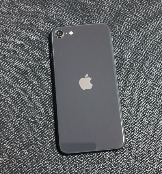 iPhone SE 第2世代 (SE2) 64GB ブラック SIMフリー