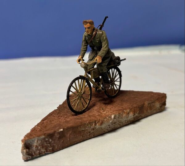 タミヤ 1/35 ドイツ軍自転車行軍-1