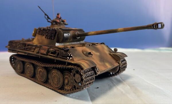 タミヤ 1/35 ドイツ軍パンサーG スチームホイールタイプ フィギュア1体付
