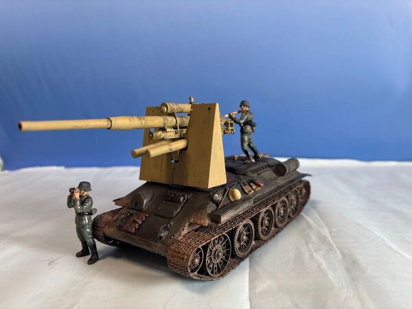 タミヤ 1/35 ドイツ軍 88mm対戦車砲+T34現地改造自走砲