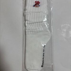 不二家 ペコちゃん ルーズソックス 白