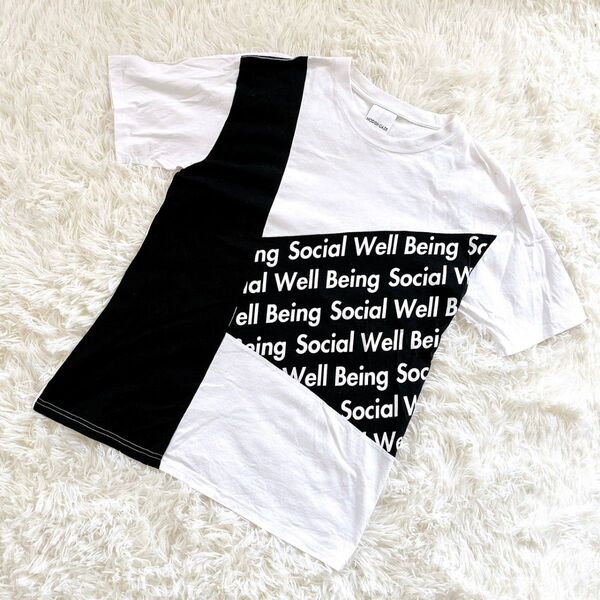 トップス Tシャツ カットソー メンズ 男性用 半袖 半袖Tシャツ 丸首 黒 白 ロゴ Lサイズ 英語 モノトーン