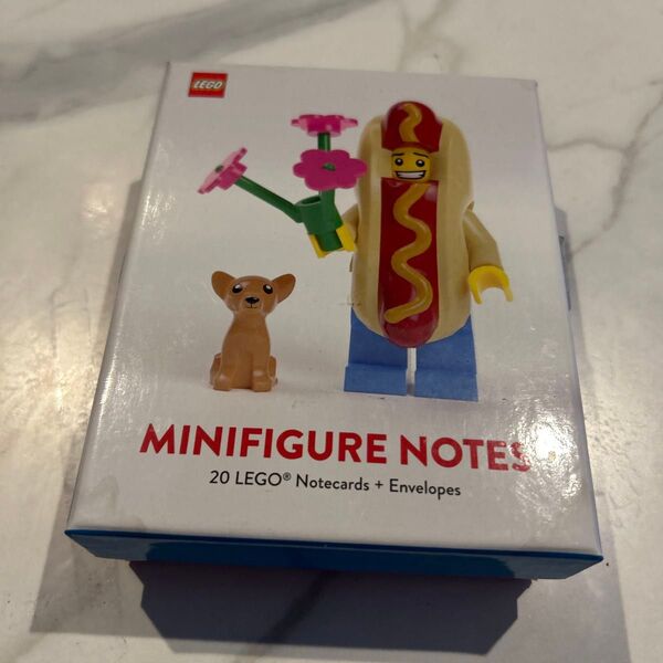 レゴ Lego ミニフィグノート 写真のようなカードが入っています!