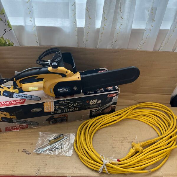 オレゴン チェーンソー 100V 300mm チェンソー 電動工具 おまけの延長コード付き!