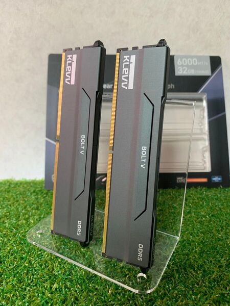 Essencore Klevv Bolt V DDR5-6000 OC 32GB ゲーミングメモリー Hynix A-Die