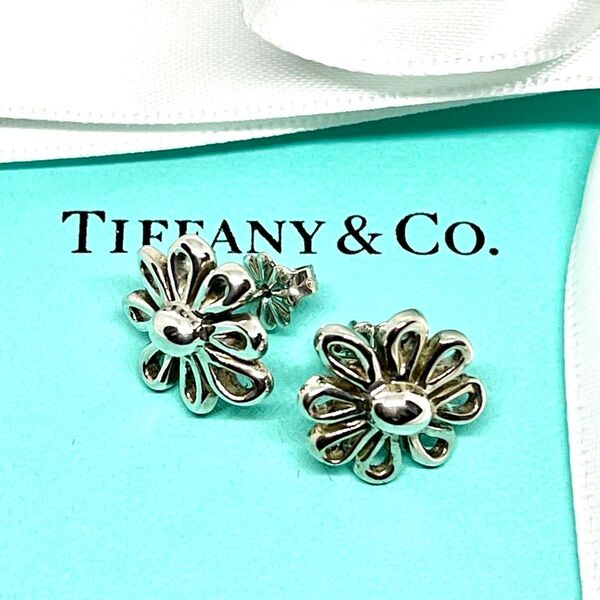 【美品】TIFFANY & Co. ティファニー パロマピカソデイジーフラワー ピアス 箱付き