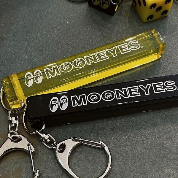 新品ムーンアイズ キーホルダー アメリカン レトロ ホテル モーテル 車 バイク MOONEYES アクリルスティックキーリング