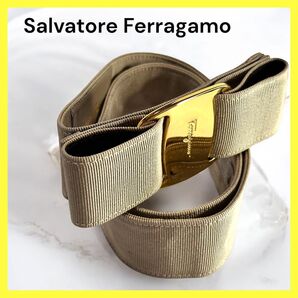Salvatore Ferragamo ヴァラリボン ベルト ベージュ ゴールド