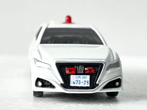【トミカ改】トヨタ・220系 クラウン 覆面パトロールカー 警察車両 緊急車両