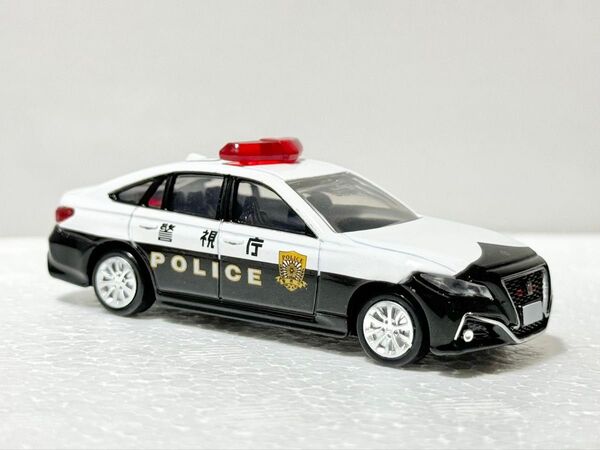 【トミカ】トヨタ・220系 クラウン 警視庁 パトロールカー 警察車両 緊急車両