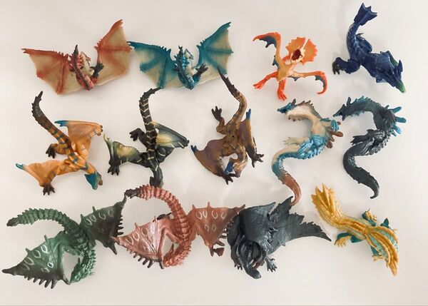 リオレウス ティガレックス ラギアクルス ジンオウガ 他 モンスターハンター フィギュア キーホルダー セブンイレブン限定
