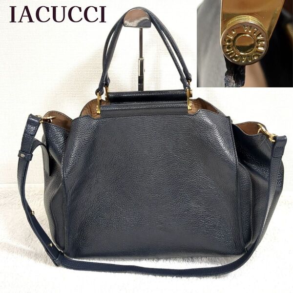 IACUCCI イアクッチ サブリナ ハンドバッグ ショルダーバッグ 2way 手提げ 肩掛け 斜め掛け ネイビー レザー シボ革