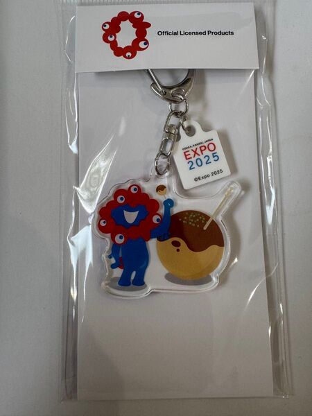 EXPO 2025のキャラクターがデザインされたアクリルキーホルダ