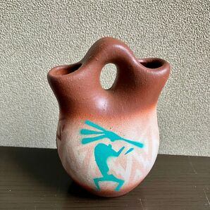 ココペリ ネイティブアメリカンの絵柄の壺 花瓶