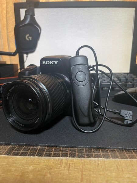 SONY α300 aps-cサイズ一眼レフカメラ レンズ、CFカード、リモートスイッチ付き 美品 デジタル一眼 お値下げ大歓迎!