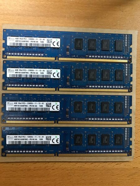 1)SK hynix HMT451U6BFR8C-PB PC3-12800 DDR3-1600 (4GB×4枚 計16GB)