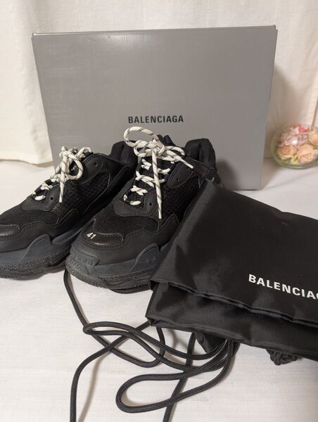 BALENCIAGA Triple S 41