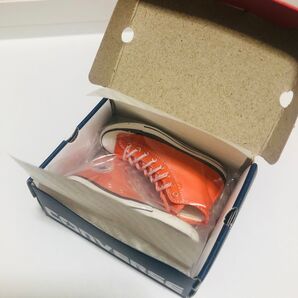 CONVERSE ALLSTAR HI& WEAPON HI ミニフィギュアコレクション ALLSTARHI オレンジ
