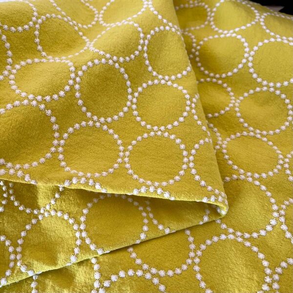 (新色)刺繍生地【70㎝×50㎝】サークル コットンリネン タンバリン