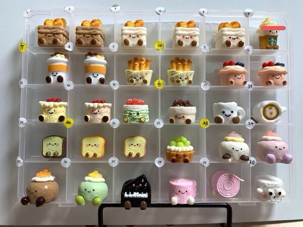 色々なデコレーションパーツ1
