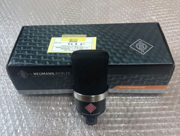 Neumann TLM102 コンデンサーマイク